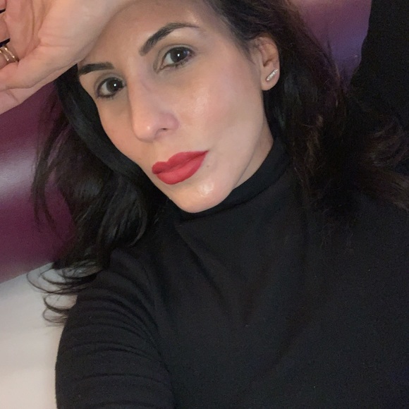 Meet your Posher, Jen - Picture 1 of 1